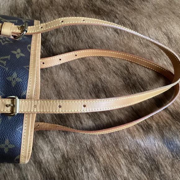 Authentic Vintage Petit Bucket Bag PM Monogram Louis Vuitton - Picture 6 of 14